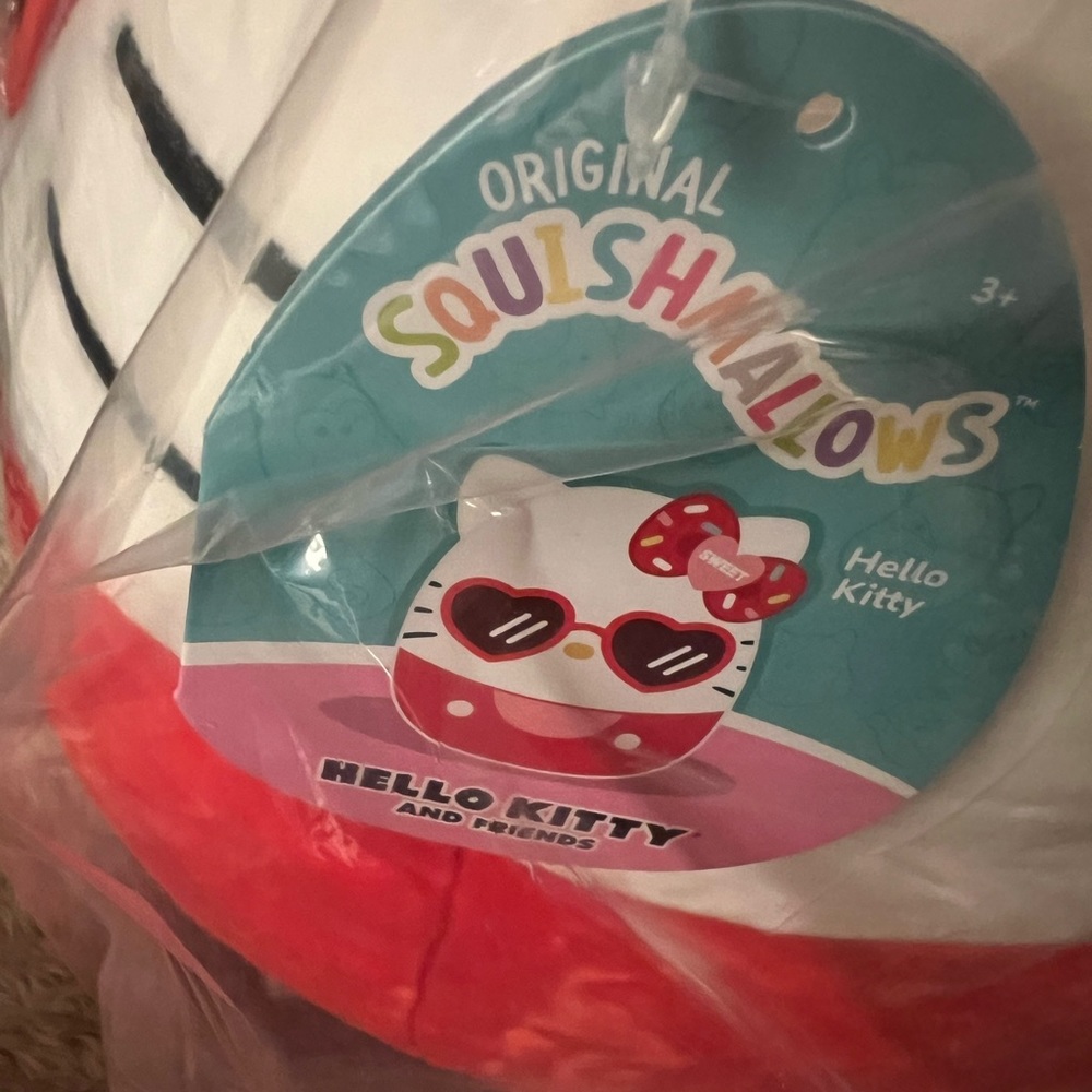 BN factory sealed Squishmallows Sanrio 14 in Hello Kitty Red with Heart Glasses - Picture 5 of 8